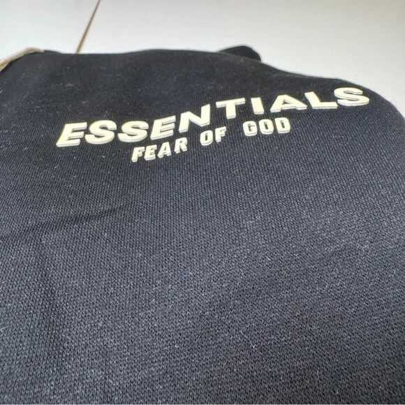 Fear of God Essentials Hoodie Black Pullover Sweatshirt Mens Womens - Picture 3 of 5